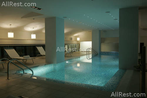 Atrium Hotel 37